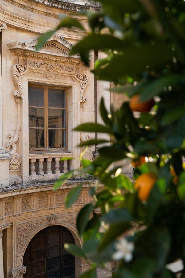 Hotel Q92 Noto Exteriér fotografie